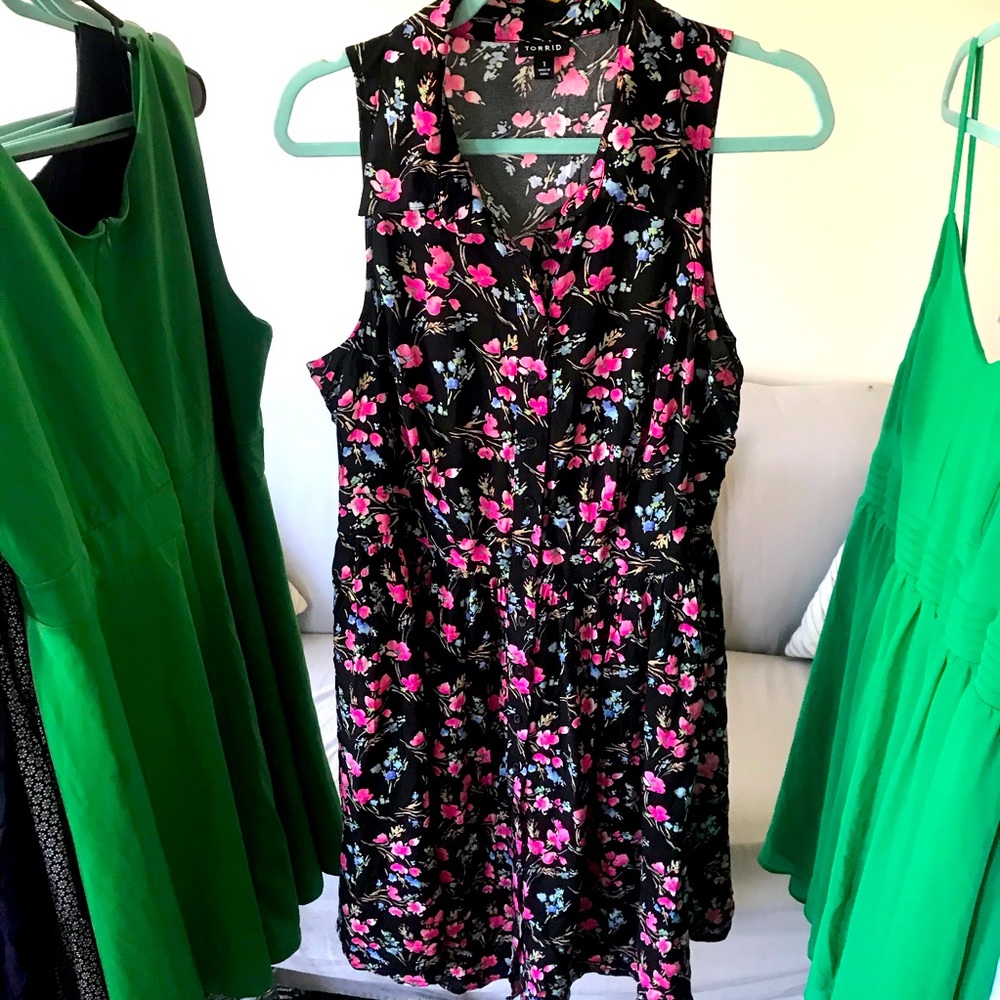 Pretty floral shirtdress